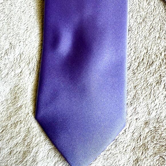 NWT Calvin Klein Boys Lavender Adjustable Zipper Neck Tie - Picture 2 of 8